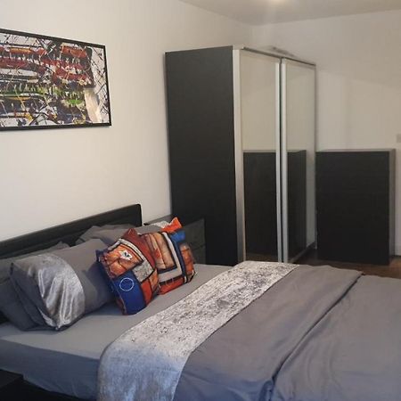 Double Room With Shared Bathroom London Ngoại thất bức ảnh